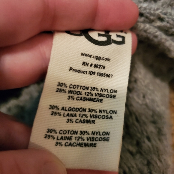 Ugg Riley Sweater Poncho - Picture 12 of 13